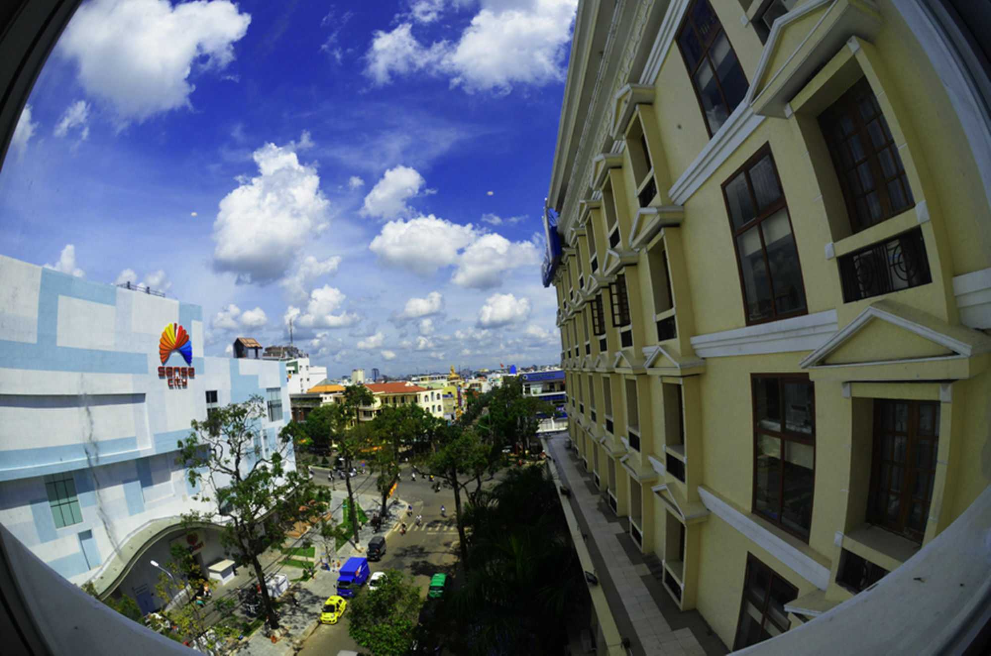 Madella Hotel Can Tho Exterior foto